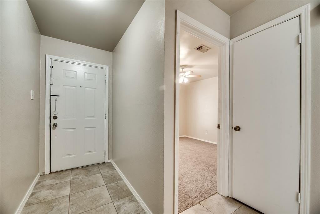 8113 Starnes Rd - Photo 3 of 27