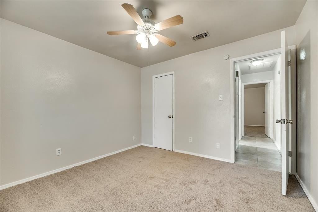 8113 Starnes Rd - Photo 5 of 27