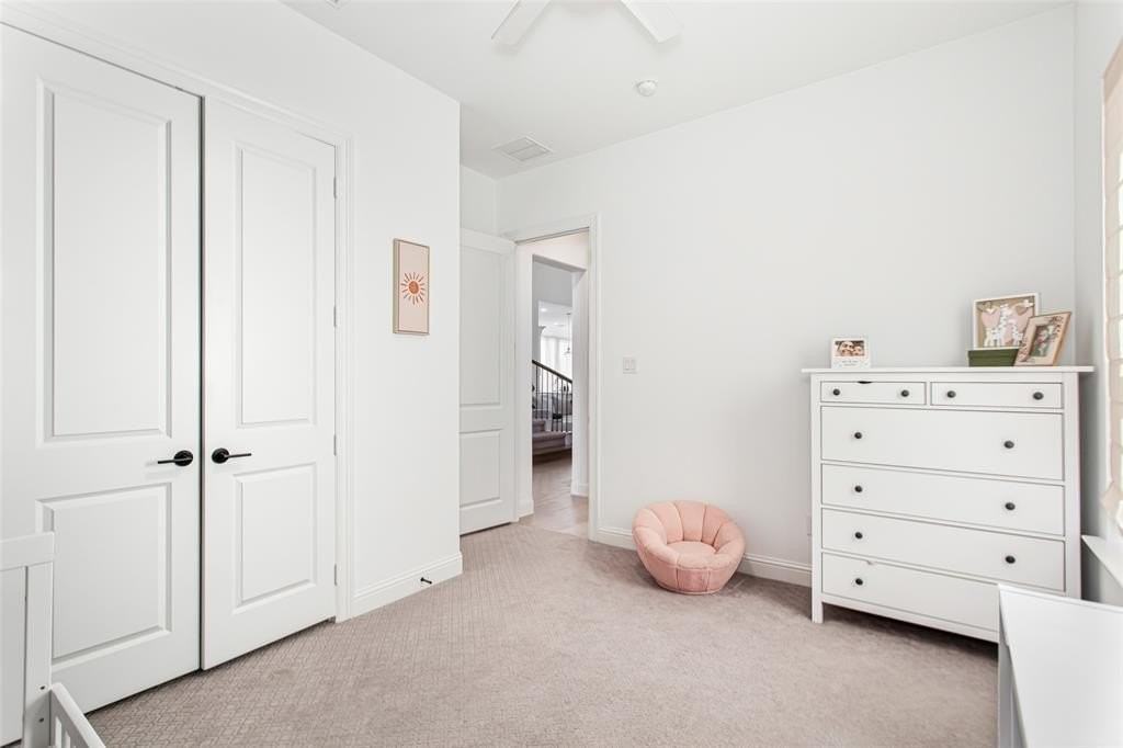 1812 Eric Metzger Way - Photo 4 of 20