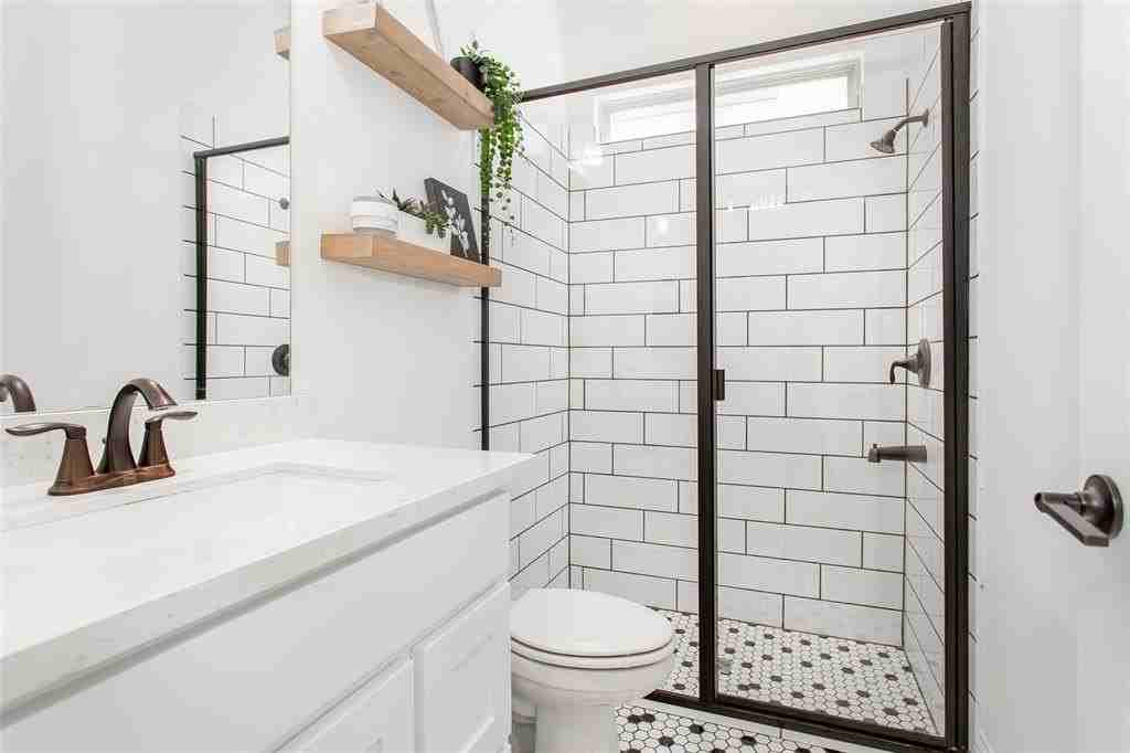 1812 Eric Metzger Way - Photo 5 of 20