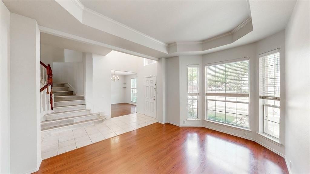 1310 Pinehurst Dr - Photo 6 of 33