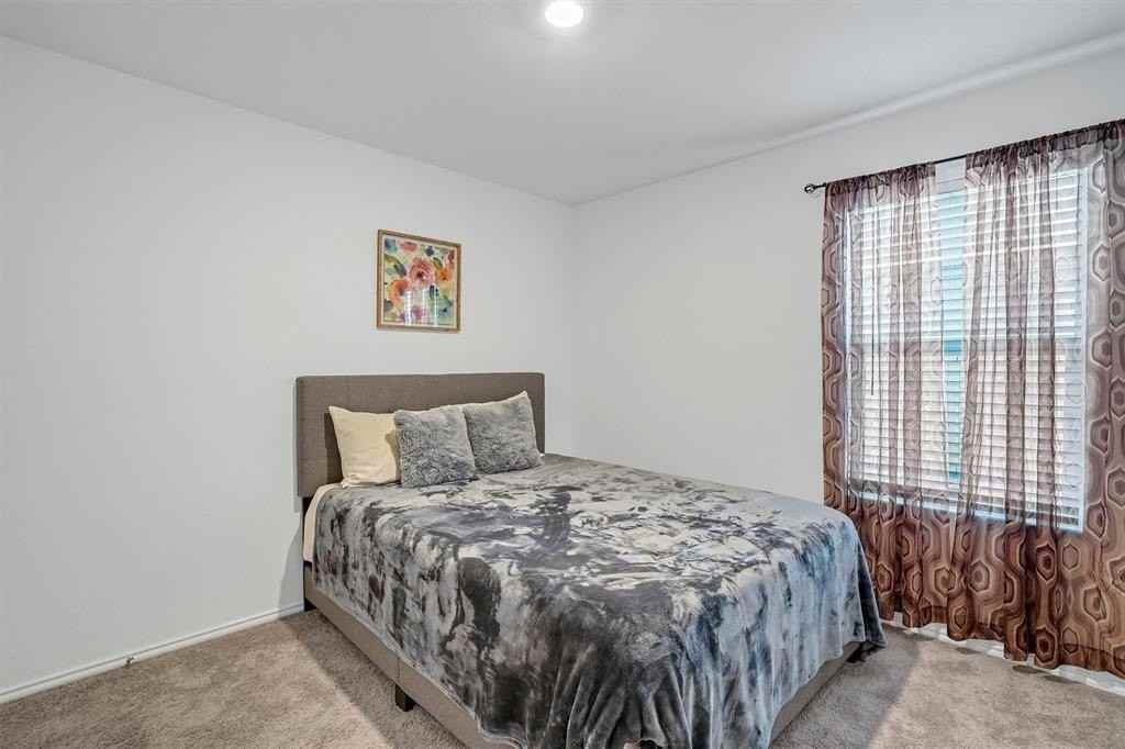 2919 Cascade Ln - Photo 3 of 15