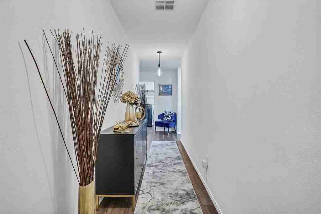 2919 Cascade Ln - Photo 6 of 15