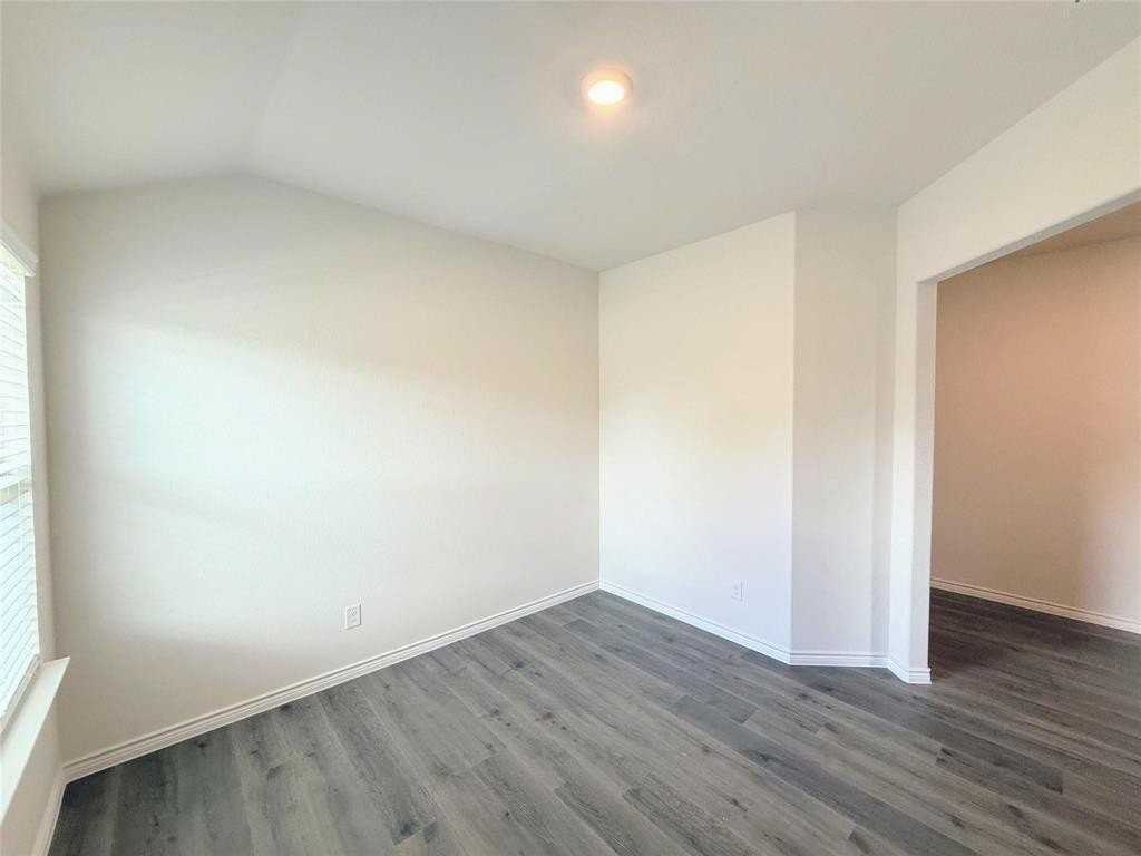 6233 Lassen Ct - Photo 7 of 40