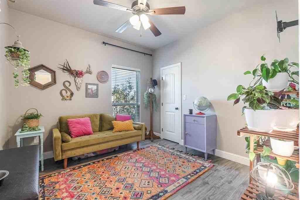 7531 Salerno Ct - Photo 7 of 32