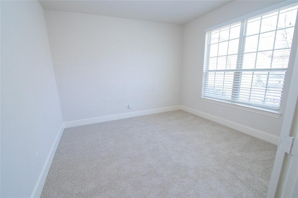 2263 Morning Dew Ct - Photo 3 of 29