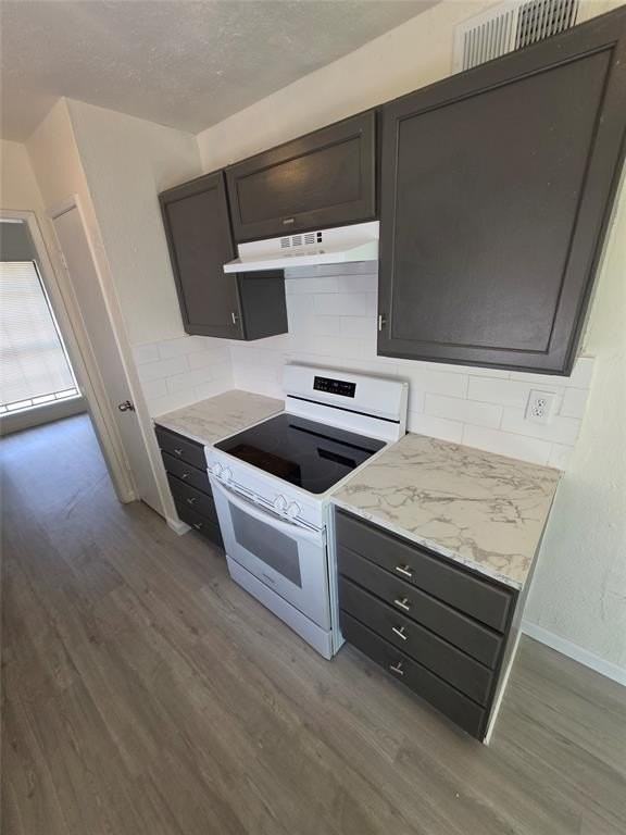 9804 Sophora Cir - Photo 4 of 12