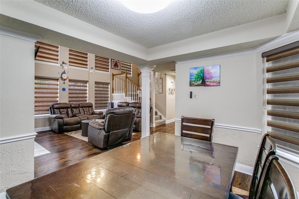 9432 Blue Jay Way - Photo 5 of 25