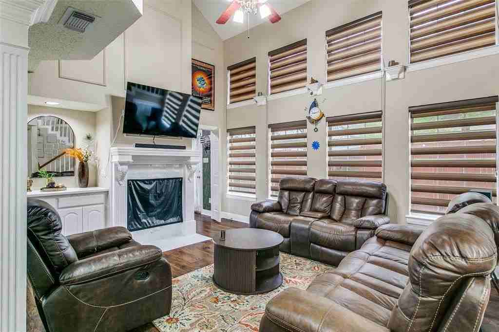 9432 Blue Jay Way - Photo 6 of 25