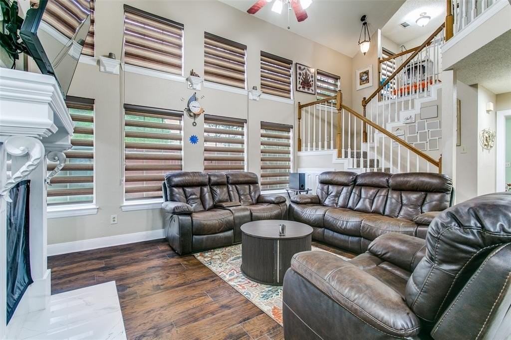 9432 Blue Jay Way - Photo 7 of 25