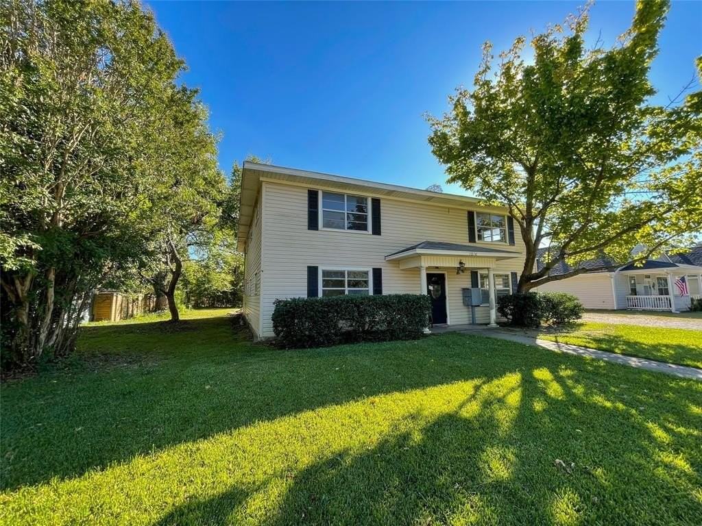 1016 W Gandy St #4 - Photo 2 of 11