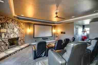 2045 Mansfield Rd - Photo 4 of 6