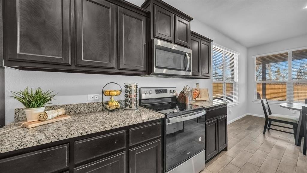 9224 Red Brush Trl - Photo 7 of 18