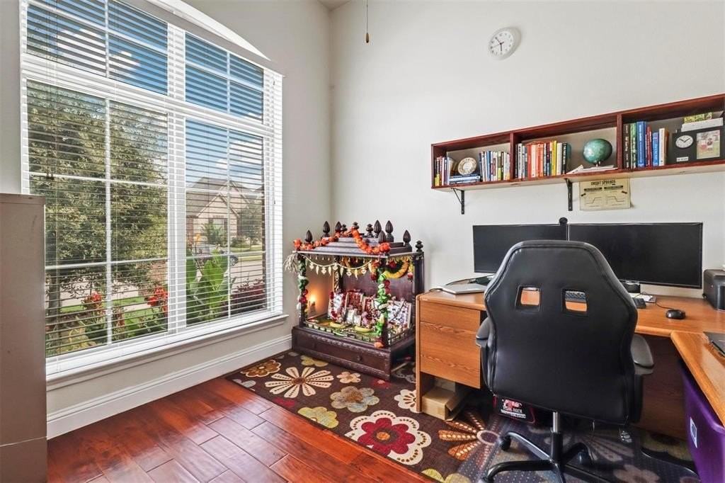 1121 Horsemint Dr - Photo 6 of 29