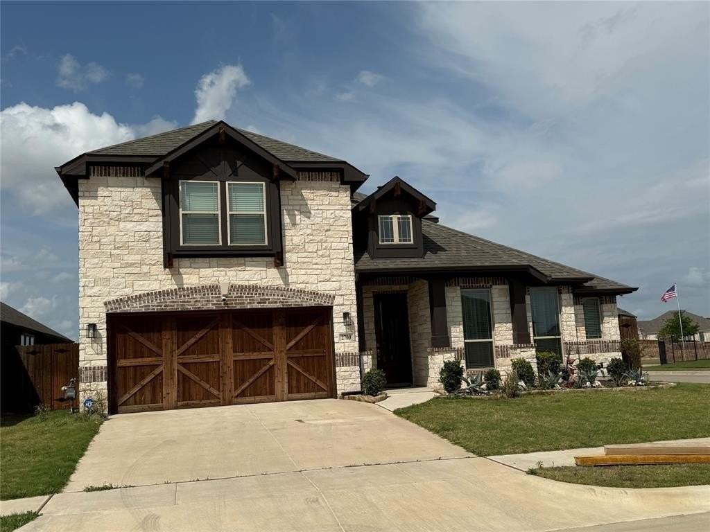 2700 Richard St - Photo 2 of 24