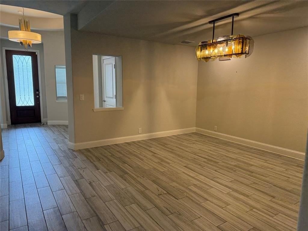 2700 Richard St - Photo 6 of 24