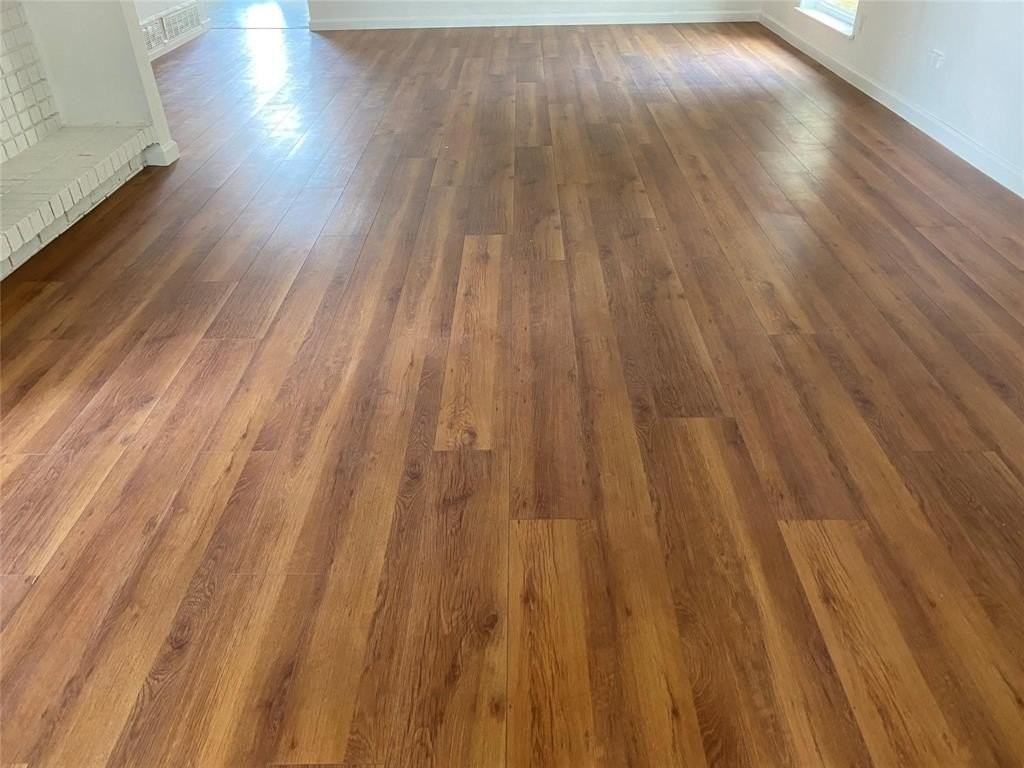 854 Timberdale St - Photo 4 of 26