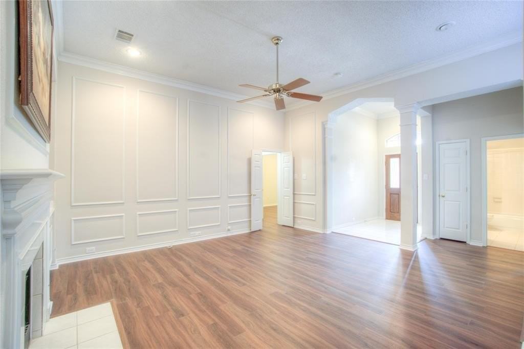 6757 Burr Oak Dr - Photo 5 of 27