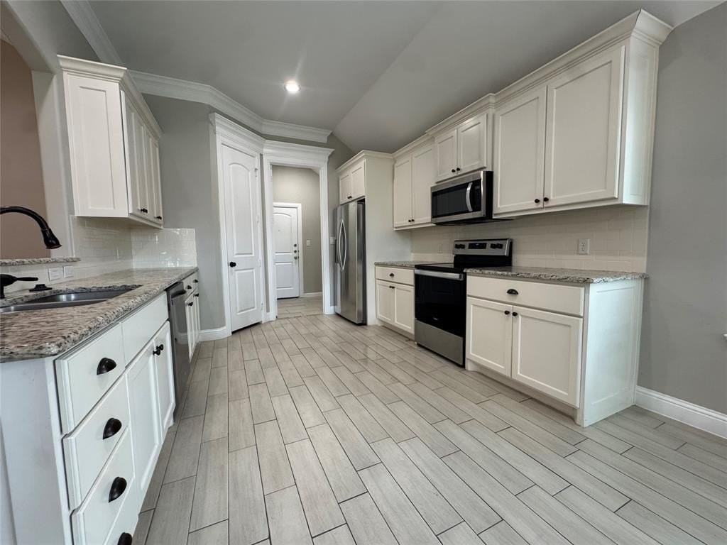 3339 White Horse Dr - Photo 7 of 20