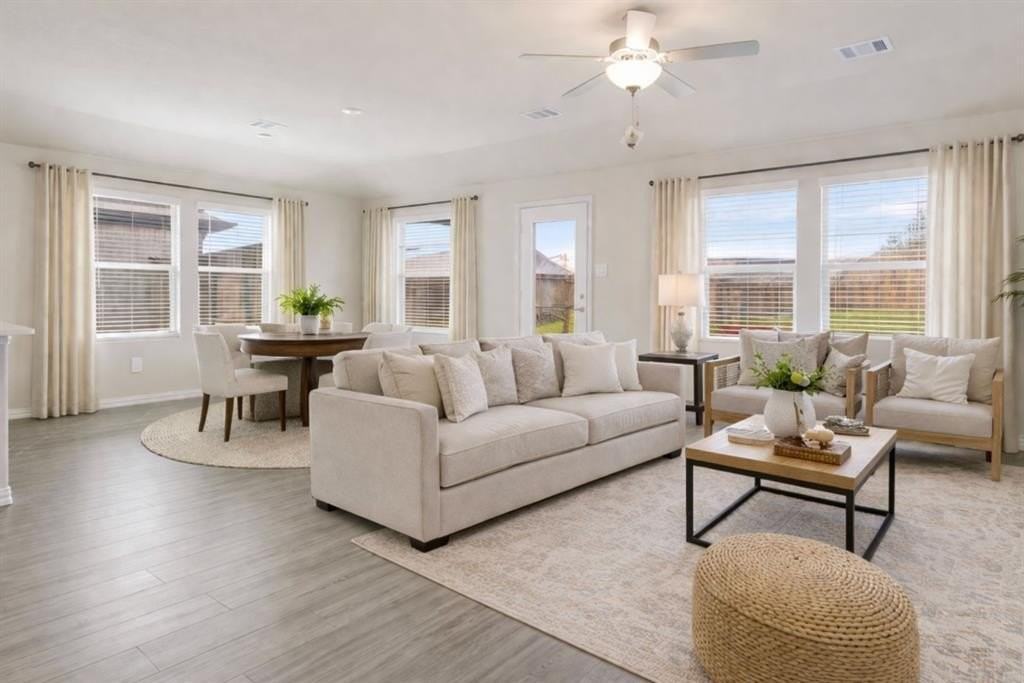 2317 Bellatrix Dr - Photo 2 of 29