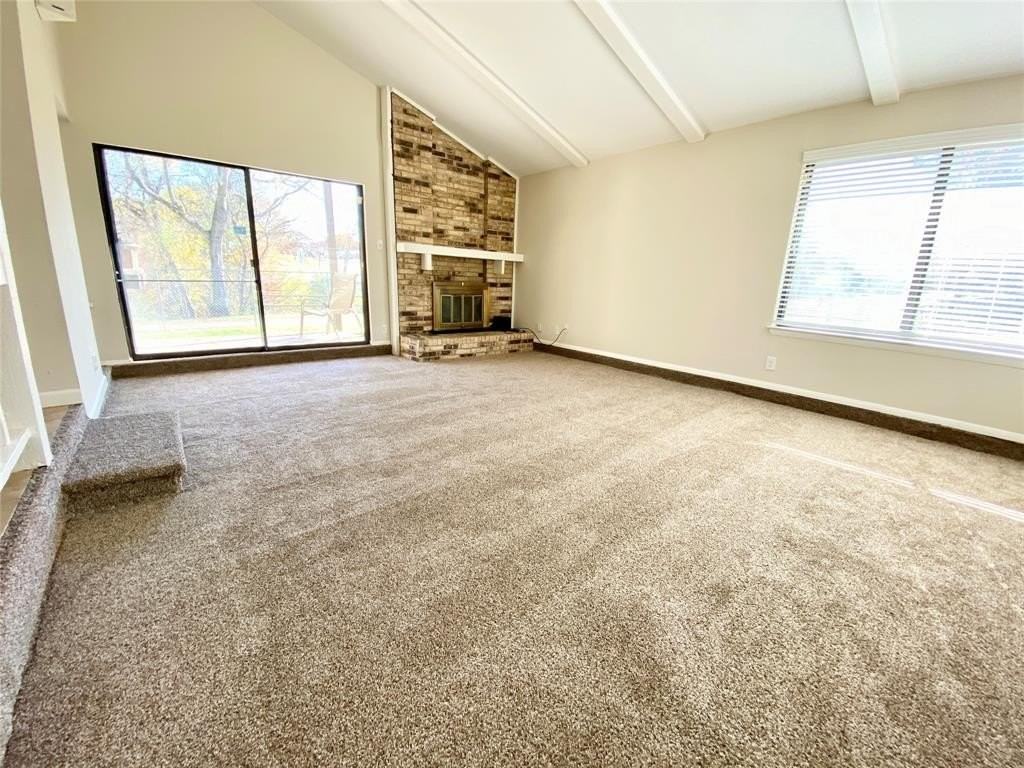 1700 Crystal Way - Photo 3 of 11