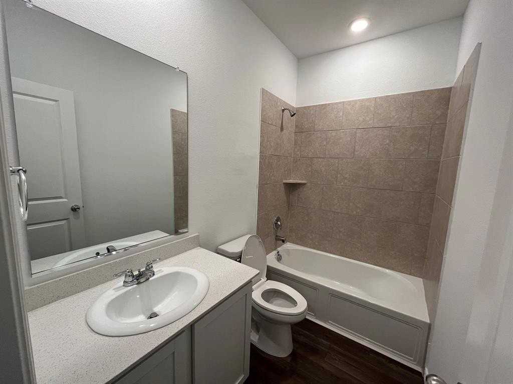 5628 Elwood Dr - Photo 7 of 14