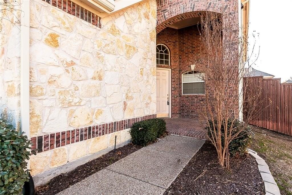 11945 Henderson Dr - Photo 2 of 20