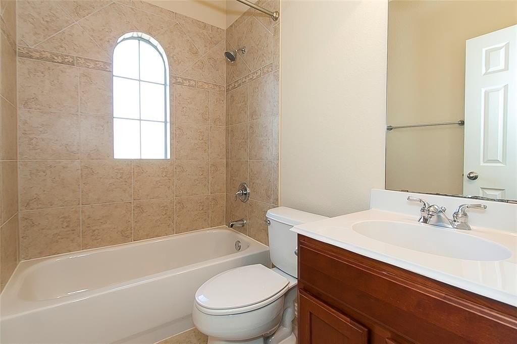 11945 Henderson Dr - Photo 7 of 19