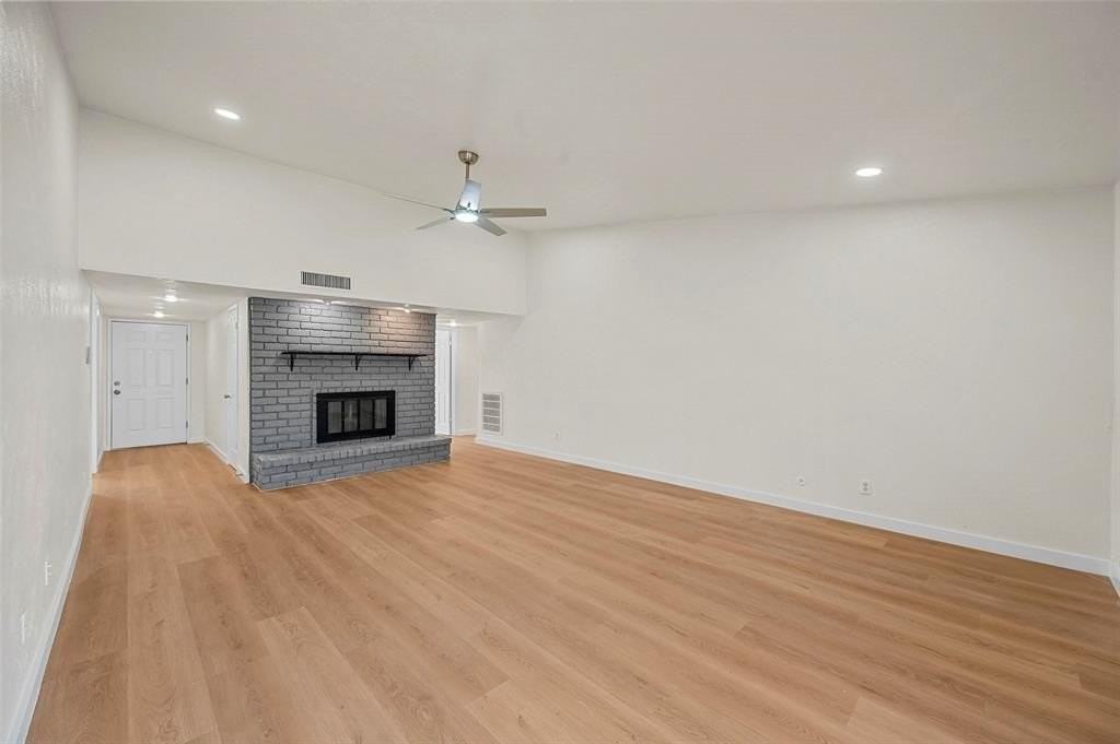 5117 Shannon Dr - Photo 4 of 18