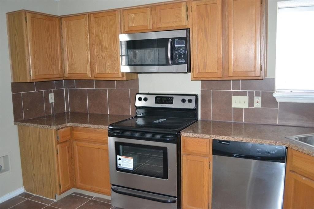 5917 Beckett Dr - Photo 3 of 11