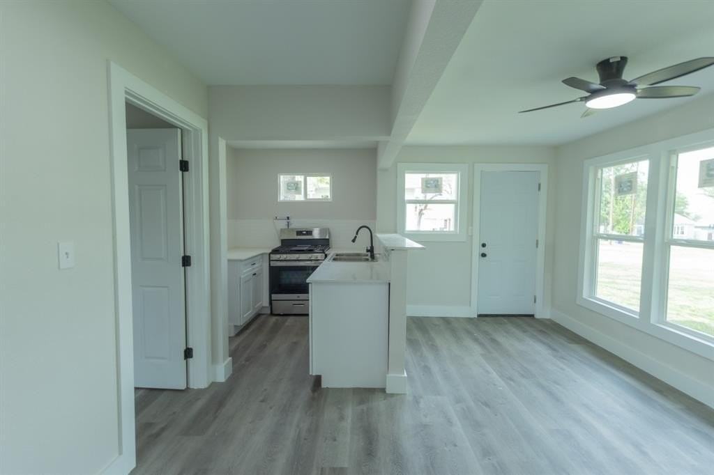 1716 Ethel Ave #1714 - Photo 6 of 10