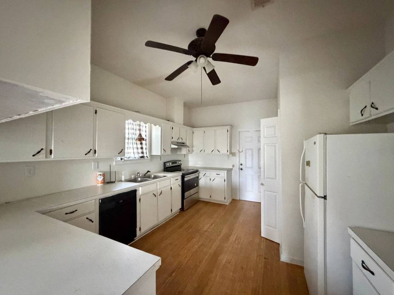 218 North St - Photo 5 of 18