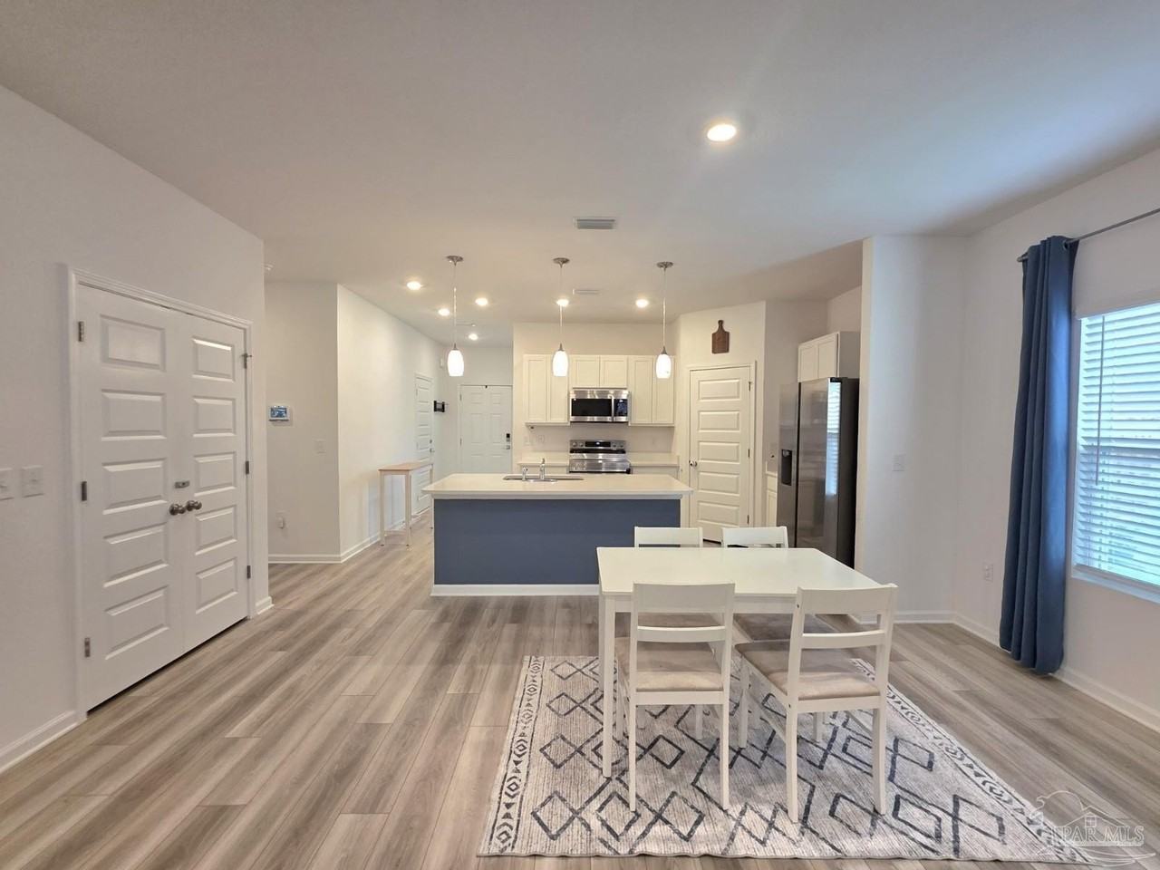 6621 Sun Tree Cir - Photo 4 of 23