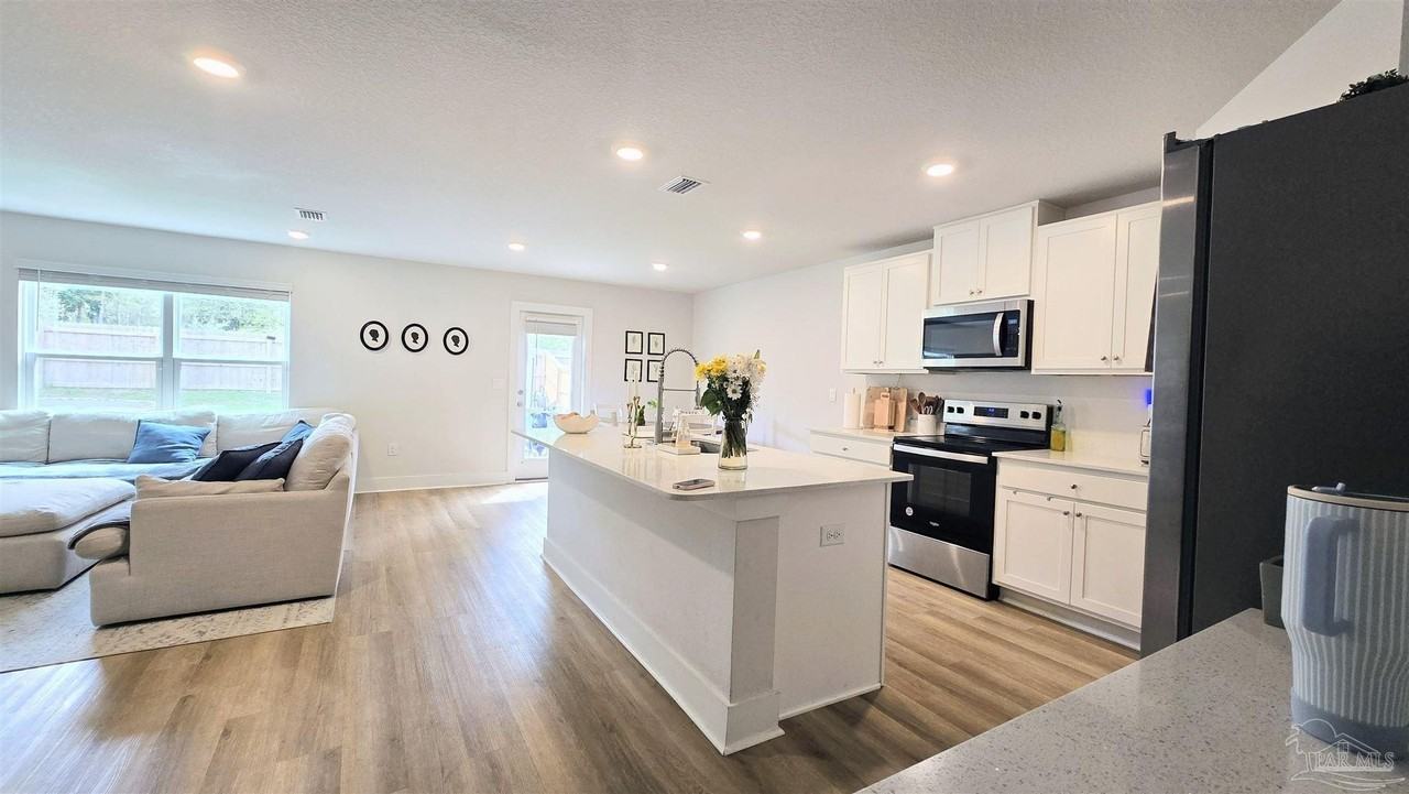 4904 Snipe Rd - Photo 6 of 44