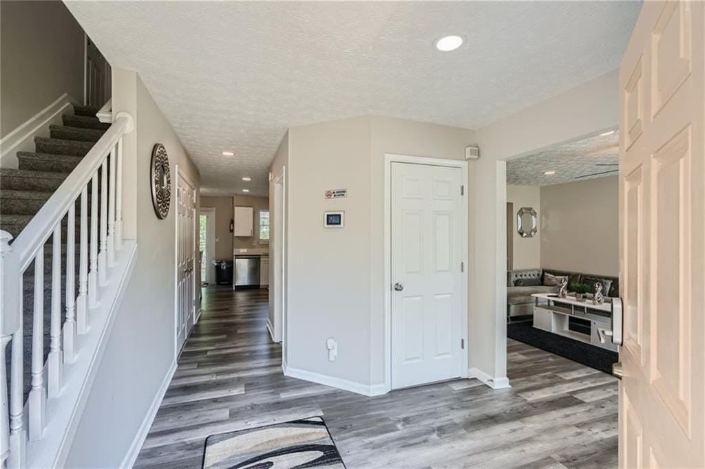 3370 Flagstone Trce - Photo 4 of 28