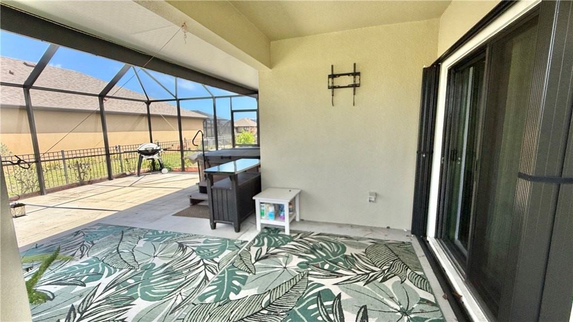 7538 Tourmaline Dr - Photo 2 of 32