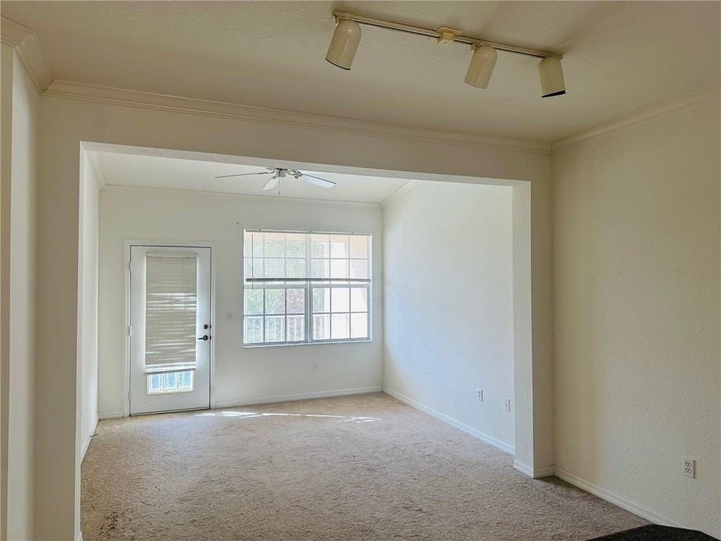 2448 57th Cir Unit 2448 - Photo 4 of 18