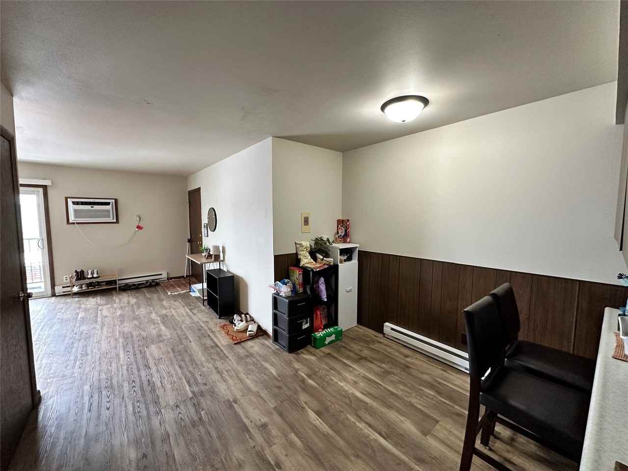 2703 Thomas Dr Apt 9 - Photo 5 of 13