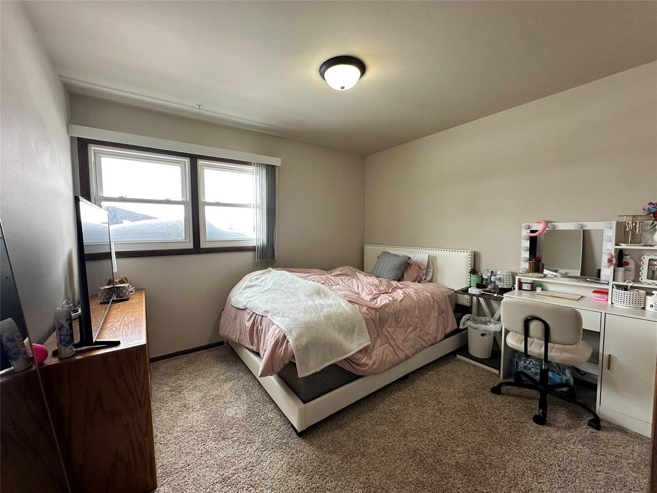 2703 Thomas Dr Apt 9 - Photo 6 of 13