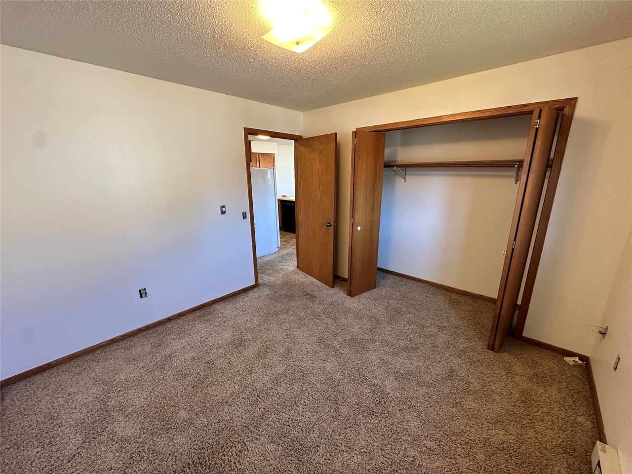 2813 Edgewood Dr Apt 4 - Photo 7 of 14