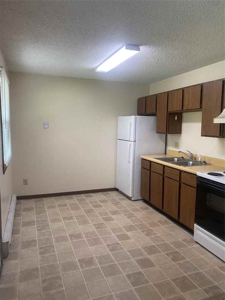 1408 15th St Se Apt 1 - Photo 7 of 18