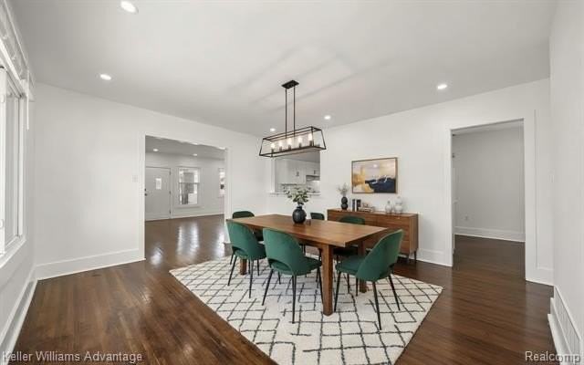 1975 Gladstone St - Photo 3 of 11