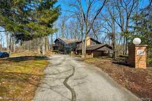 4710 Cove Rd - Photo 1 of 1