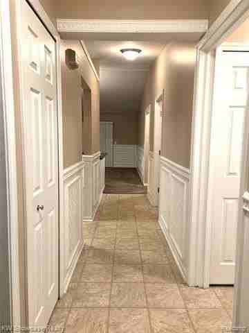 4031 Heatherwood Court Heatherwood Ct - Photo 3 of 33