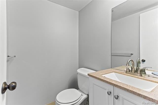 3374 Burbank Dr - Photo 6 of 30