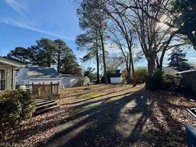 4861 Hampshire Ave - Photo 4 of 23