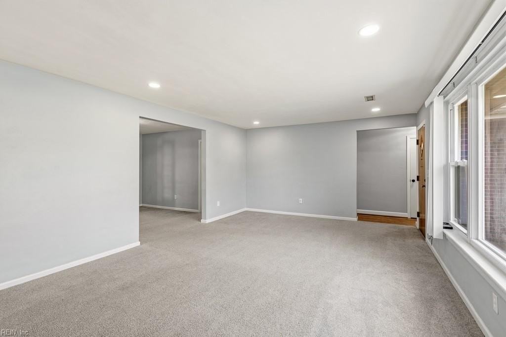 3432 S Crestline Dr - Photo 4 of 32