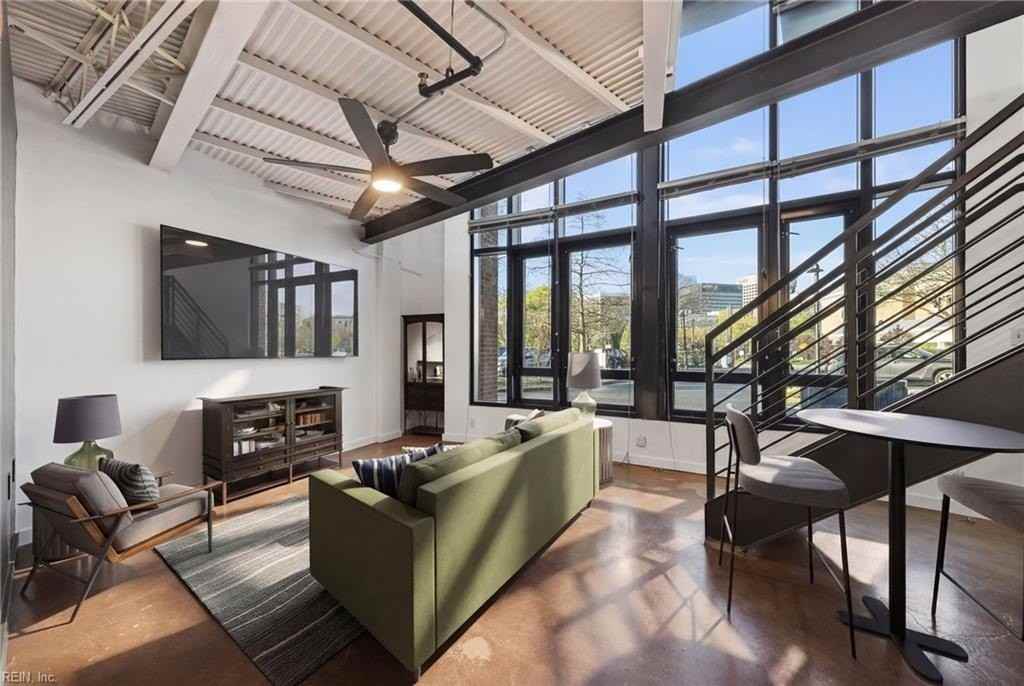 415 Saint Pauls Blvd #107 - Photo 5 of 20