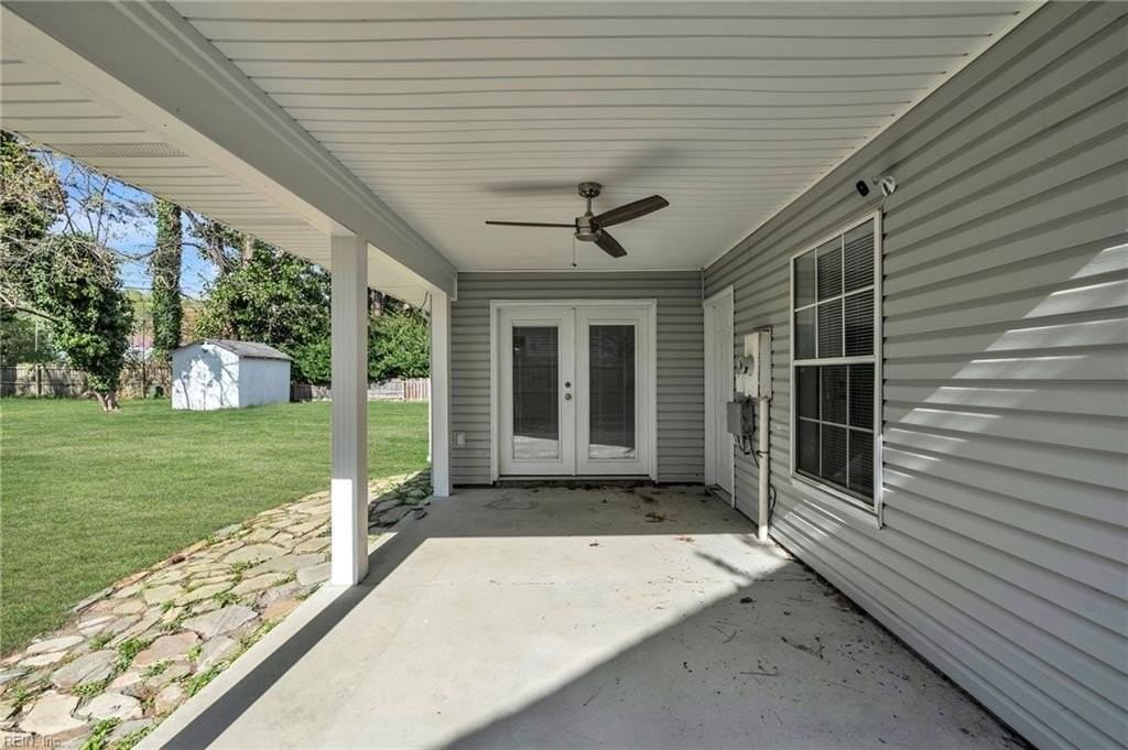 912 Hastings Ct - Photo 3 of 27