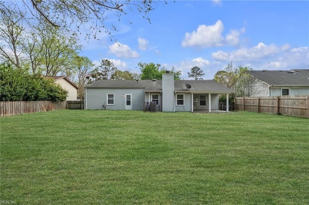 912 Hastings Ct - Photo 5 of 27